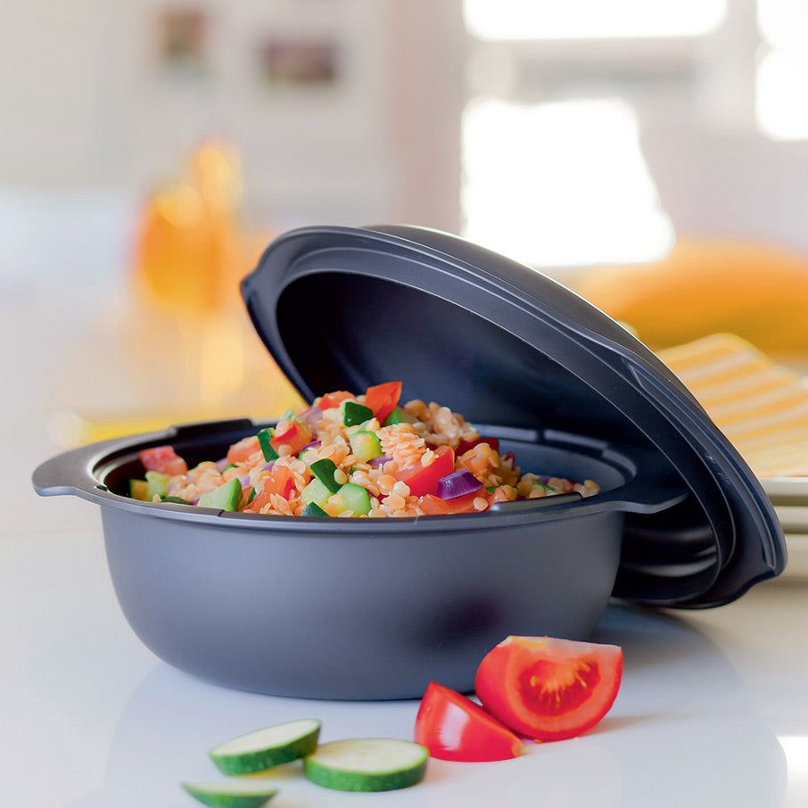 Tupperware Ultrapro 1.6-qt./1.5 L Round Pan With Cover | 98137NAGZ